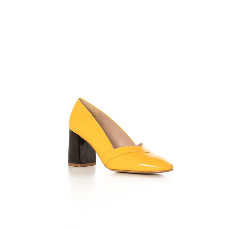 Betty Yellow Shoes