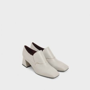 Charles and Keith chalk chain link back heel loafers