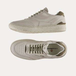 UX-68 Pearl Trainers