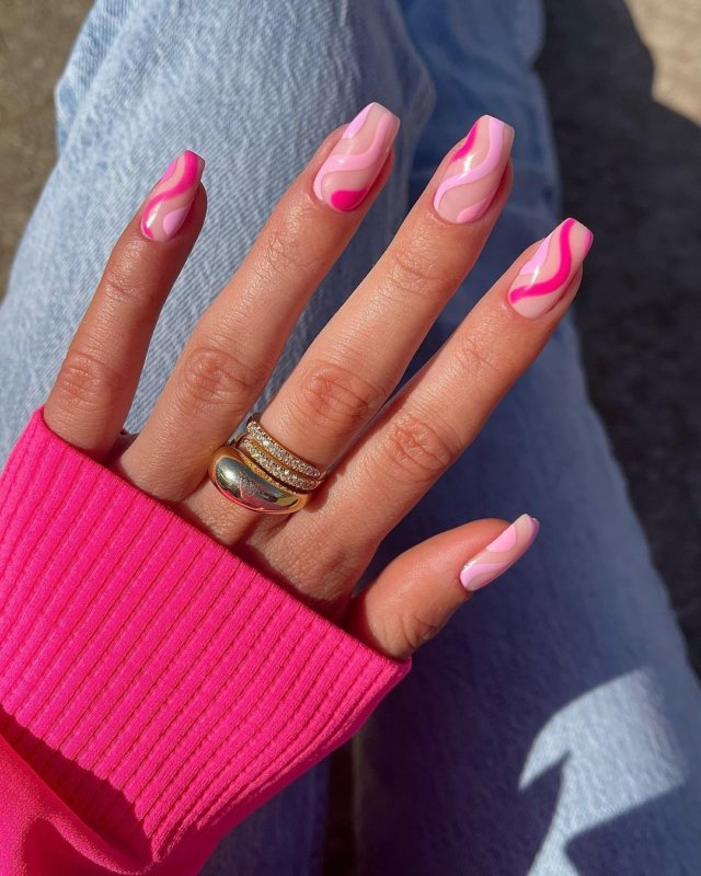 neon pink nails