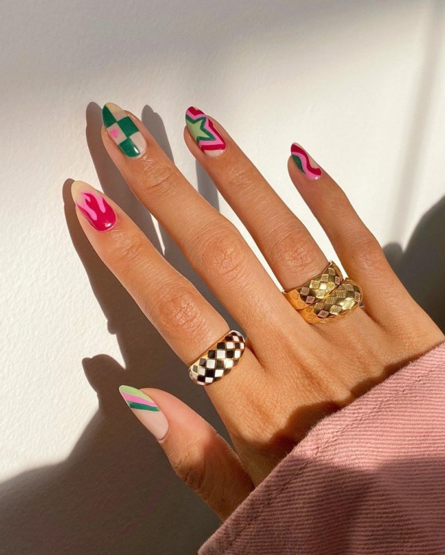 patterned nails