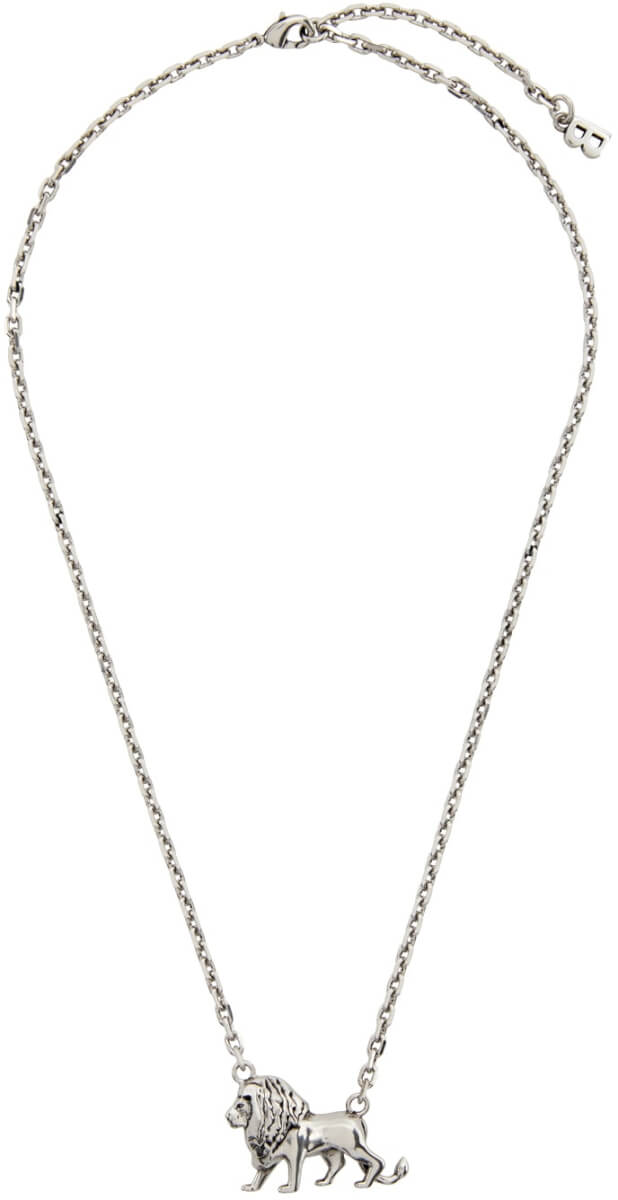 silver tone lion pendant chainlink necklace