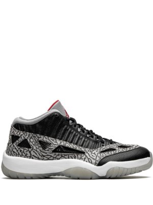 Jordan Air Jordan 11 Low sneakers - Black