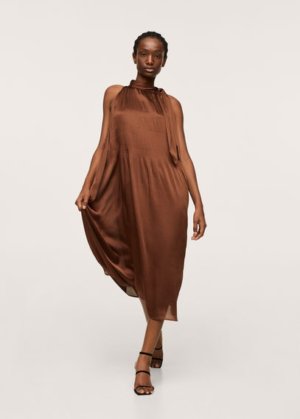 Pleated detail dress brown - Woman - 12 - MANGO