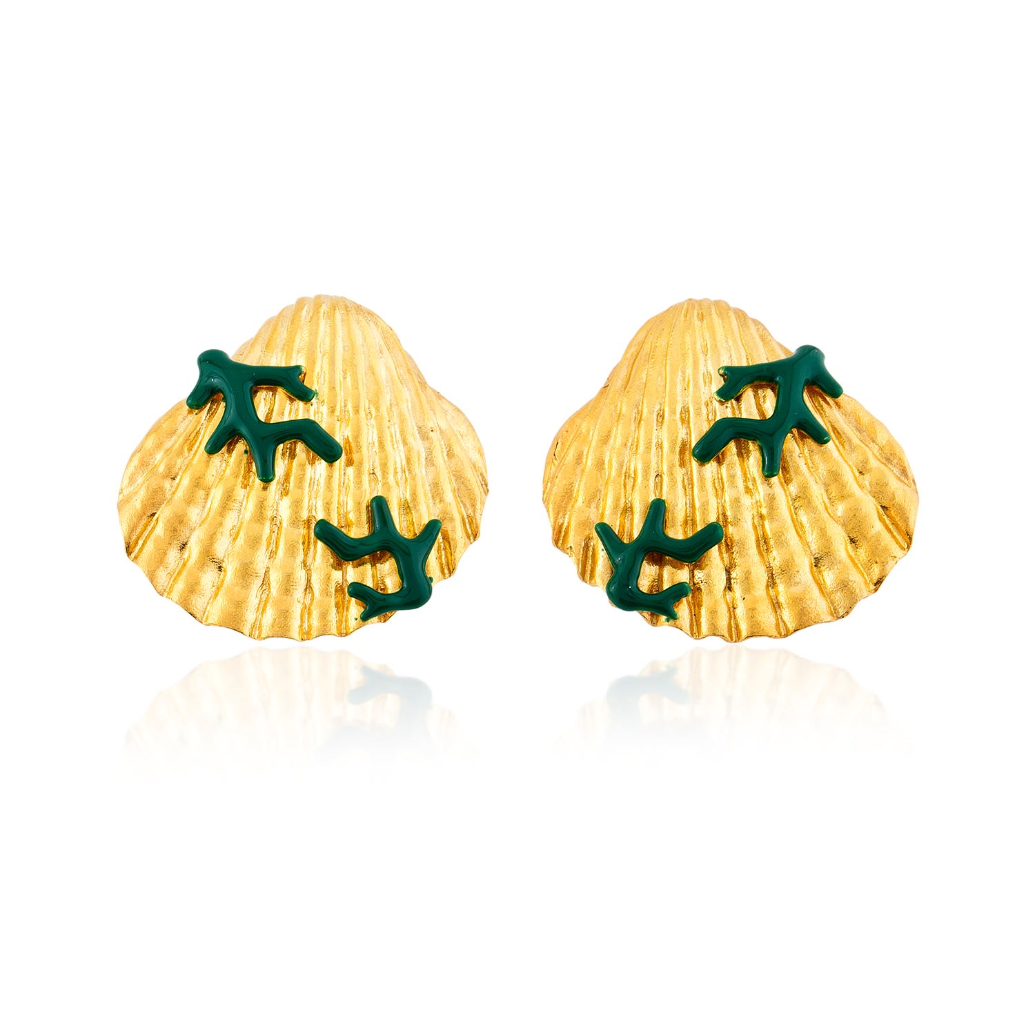 Milou Jewelry - Seashell Earrings With Dark Green Coral