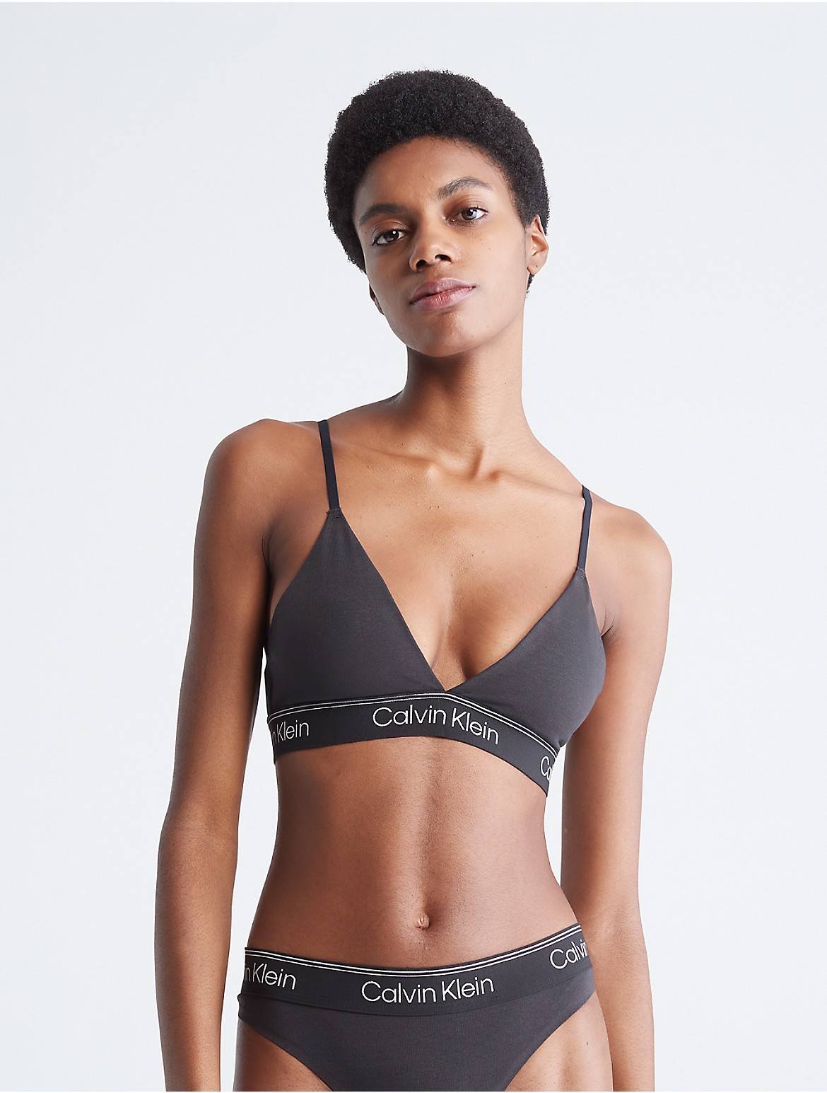 Calvin Klein Women's Calvin Klein Athletic Lightly Lined Triangle Bralette - Black - XS