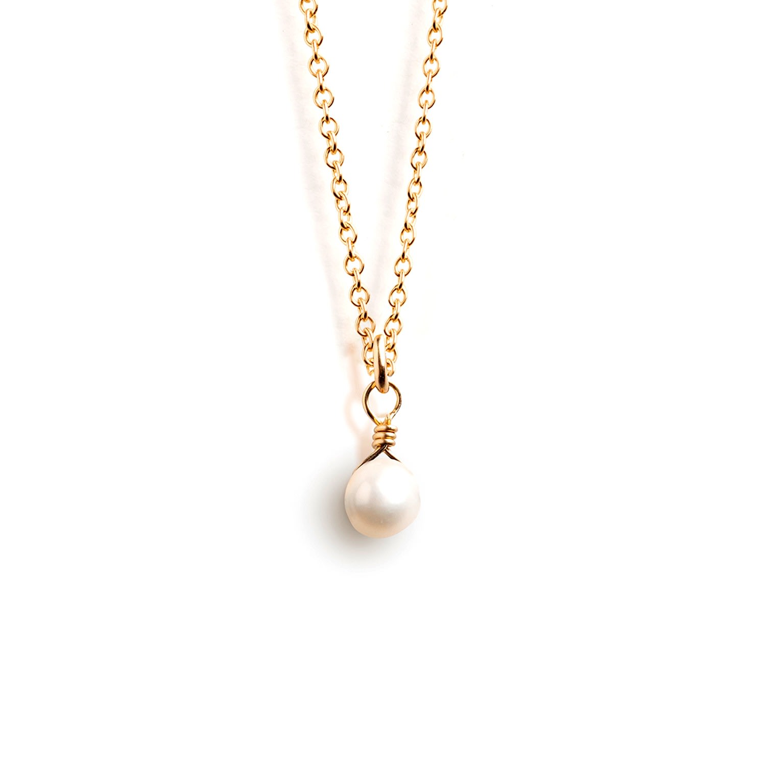 Women's Gold Petite Pearl Pendant Necklace Wanderlust Life