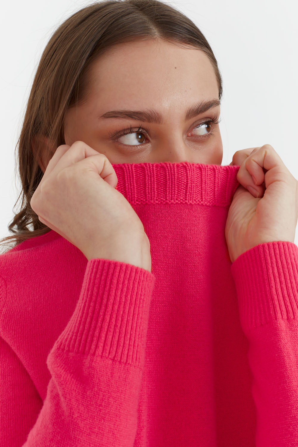 Bright-Coral Wool-Cashmere Cropped Sweater
