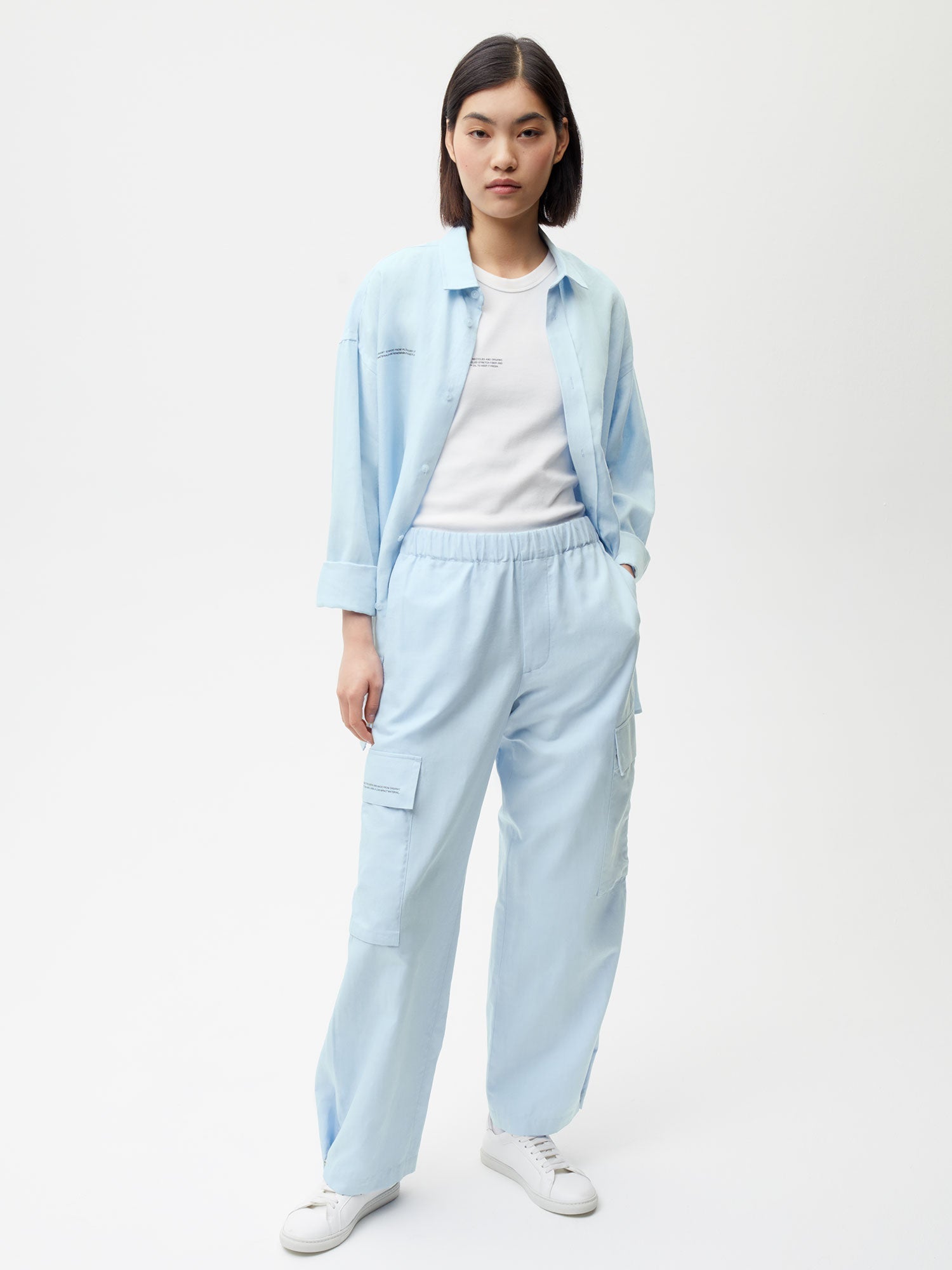 PANGAIA - Organic Cotton Linen Cargo Pants - baby blue XL