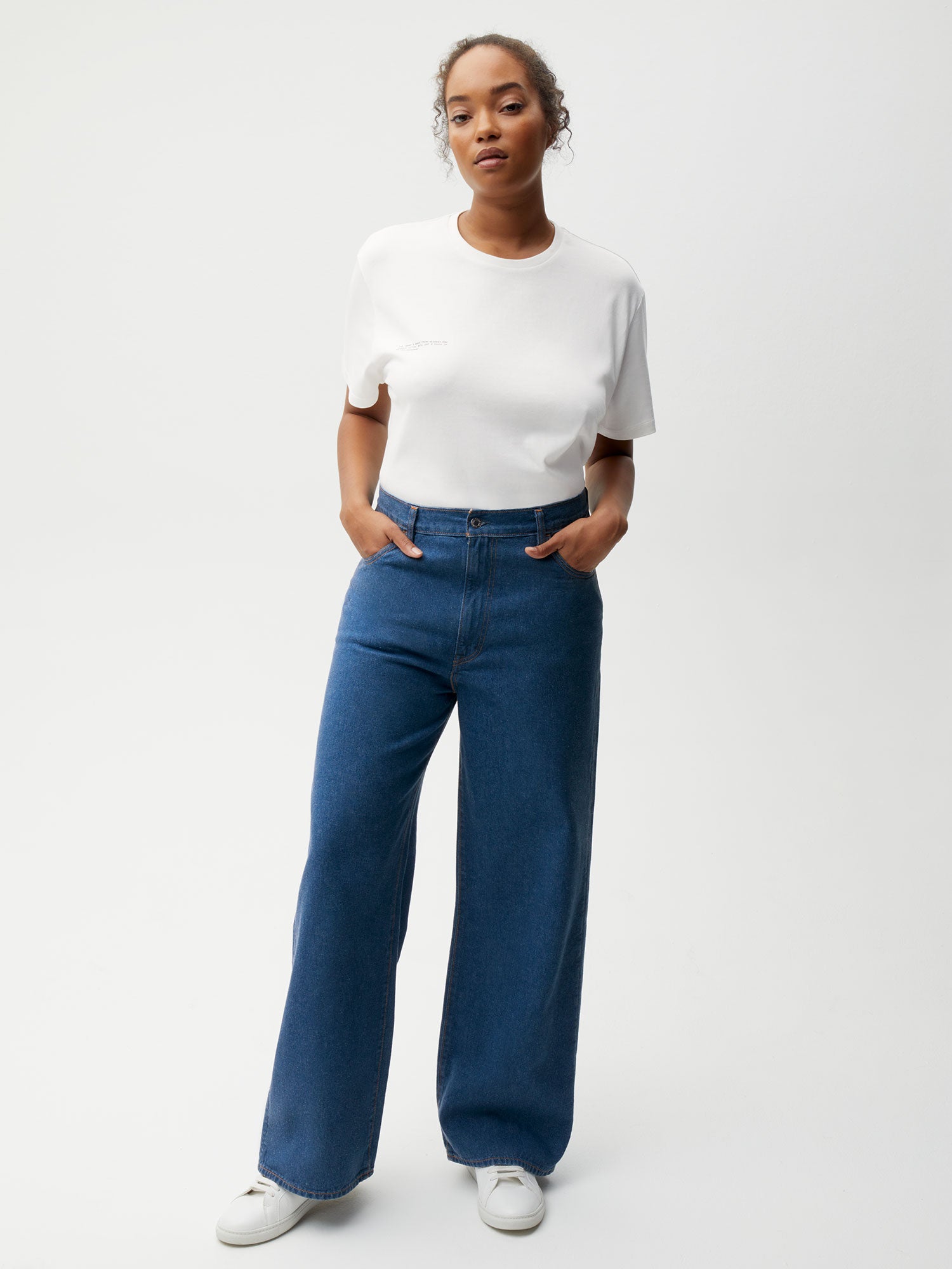 PANGAIA - Women's Hemp Denim High-Rise Wide leg Jeans - mid wash 26
