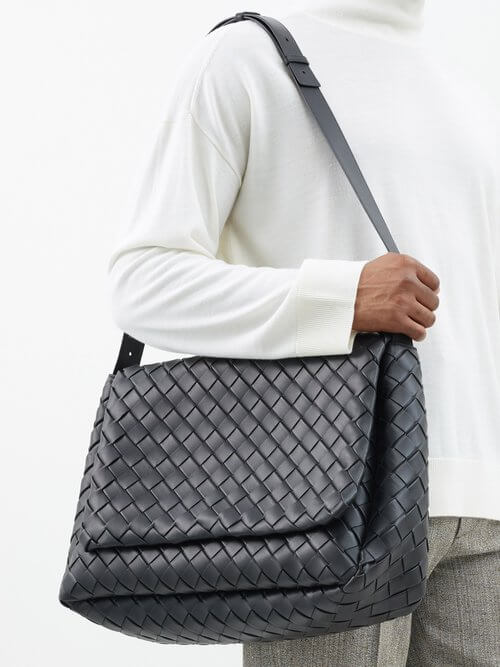 Bottega Veneta - Cobble Large Intrecciato-leather Crossbody Bag - Mens - Black