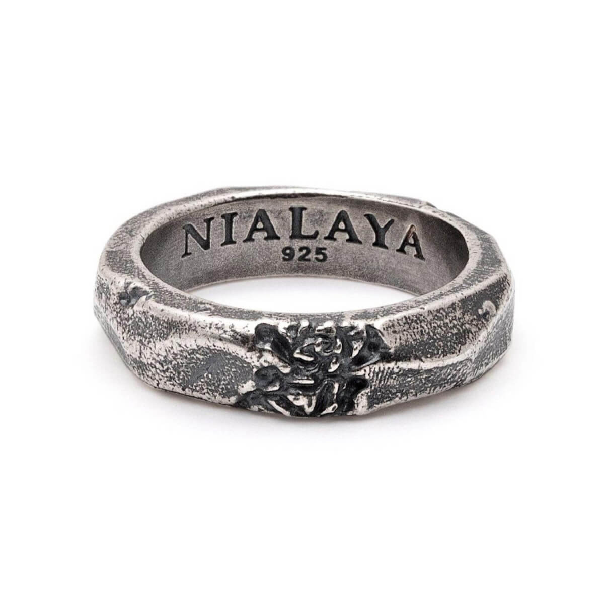 Men's Carved Vintage Silver Ring Nialaya