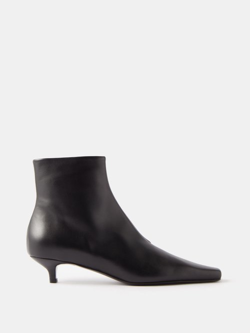 Toteme - The Slim Leather Ankle Boots - Womens - Black