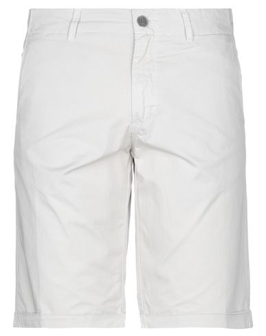 Woolrich Man Shorts & Bermuda Shorts Beige Size 29 Cotton