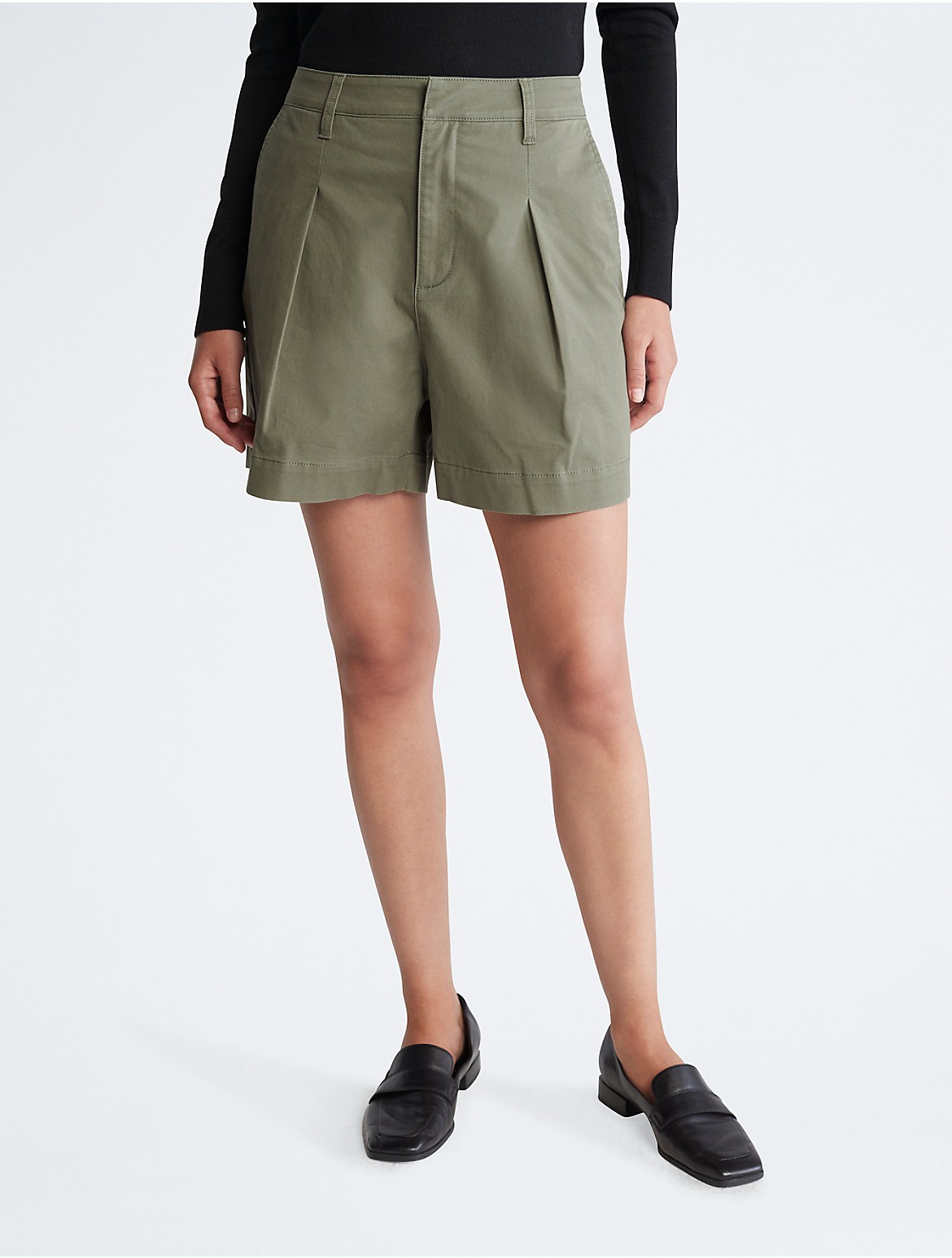 Calvin Klein Women's Twill Pleated 5-Inch Shorts - Green - 33