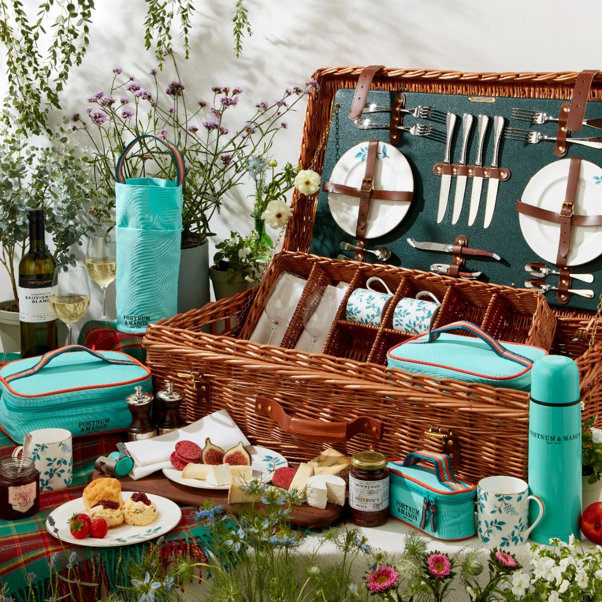 Camellia Wicker Hamper For Four in White, Wines, Cheese, Fortnum & Mason