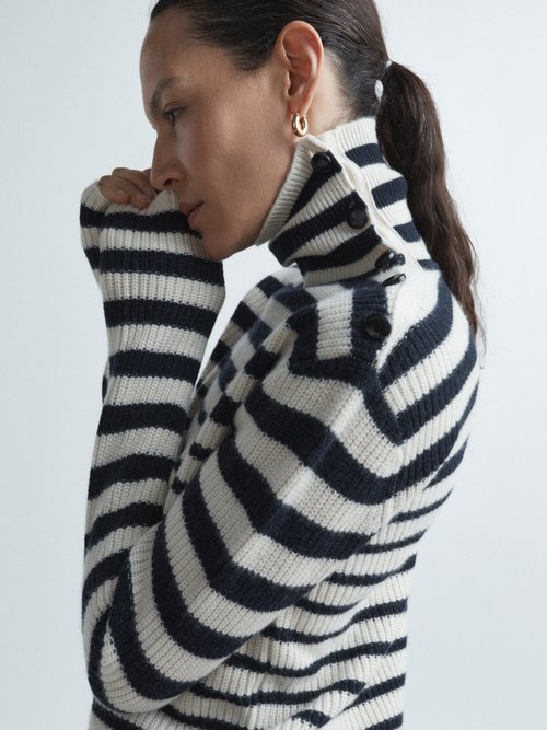 Raey - Striped Recycled-cashmere Roll Neck Jumper - Womens - Navy Stripe