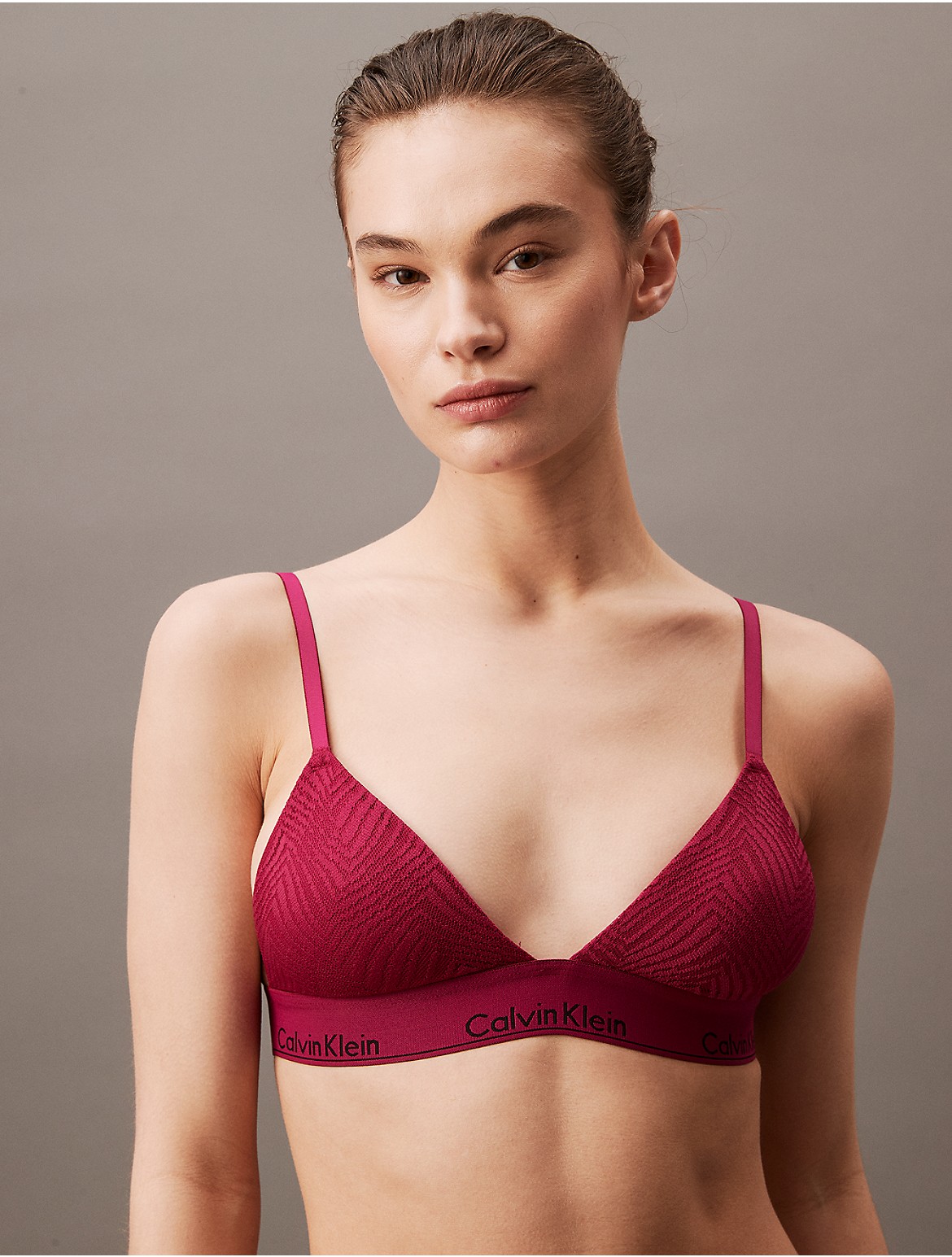 Calvin Klein Women's Modern Lace Lightly Lined Triangle Bralette - Red - XS